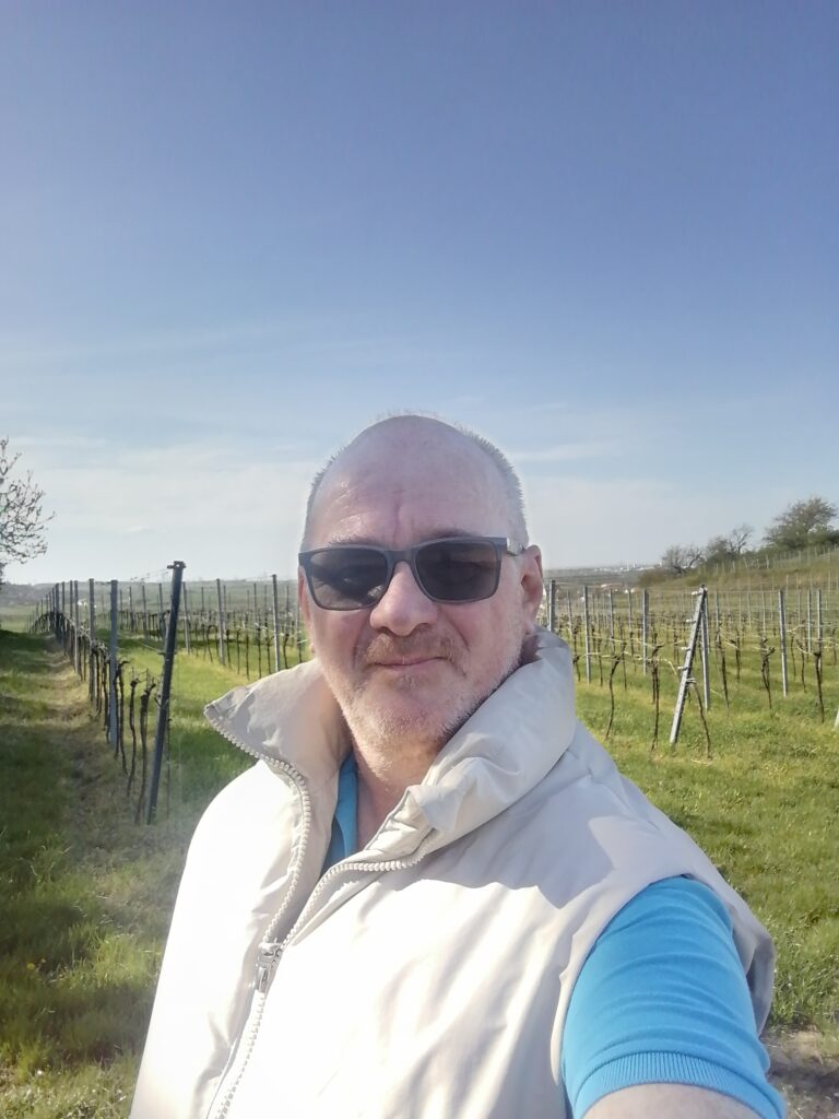 sehr schattiger Platz