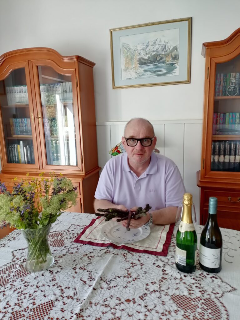 Lila Spargel und welches Gericht